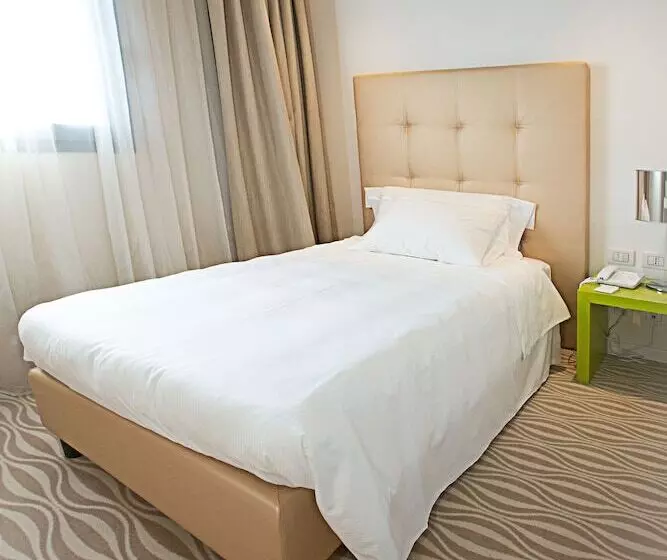 スタンダードシングルルーム, One Hotel & Restaurant