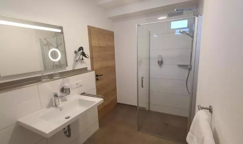 اتاق لوکس, Landhotel Imhof