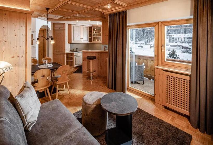 带1个卧室的豪华公寓, Apartments & Suites Hotel Garden