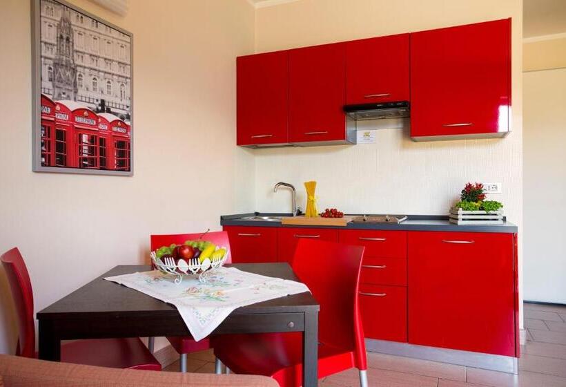 חדר סופריור, Easy Space