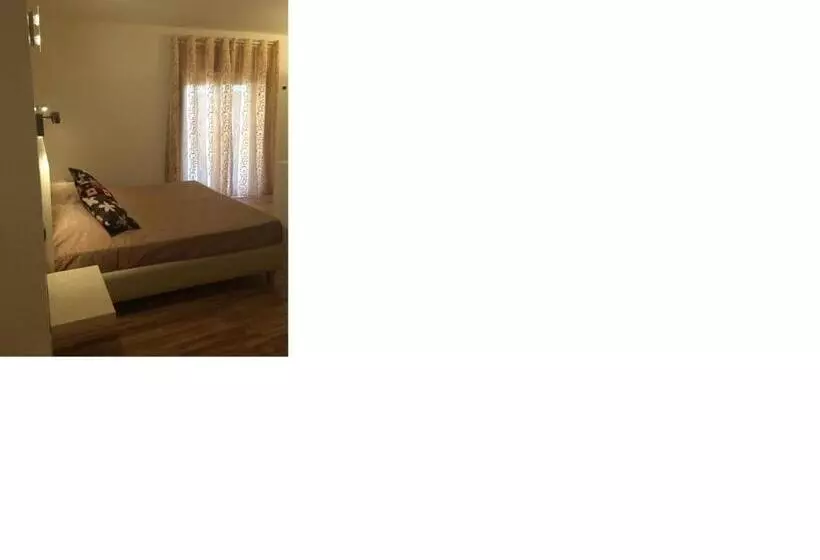اتاق استاندارد چهار تخته, Villa Amico B&b San Leone