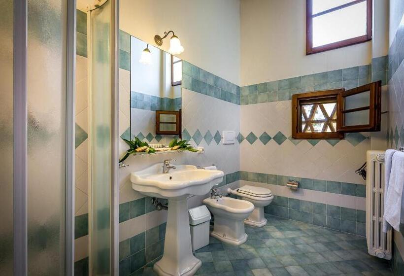 شقة غرفتين, Villa S.andrea