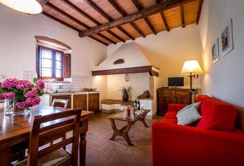 شقة غرفة واحدة, Villa S.andrea