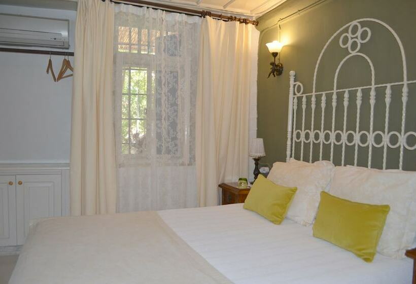 غرفة قياسية, Cunda Adali Pansiyon