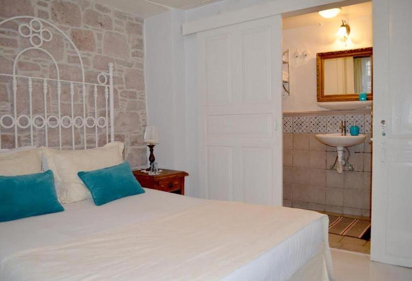 غرفة قياسية, Cunda Adali Pansiyon