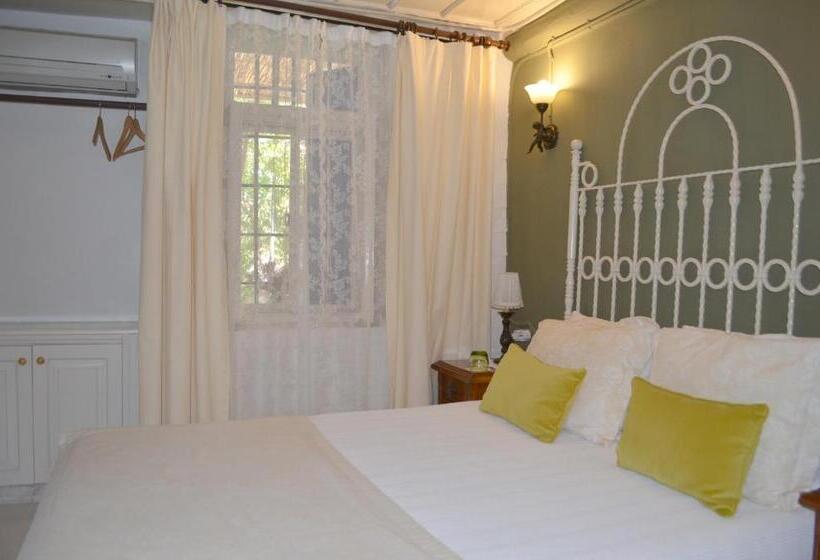 غرفة قياسية, Cunda Adali Pansiyon