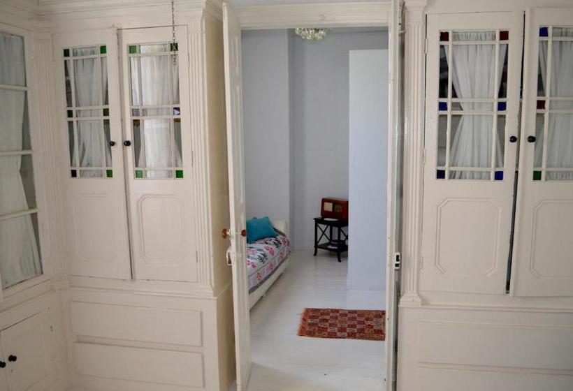 جناح, Cunda Adali Pansiyon