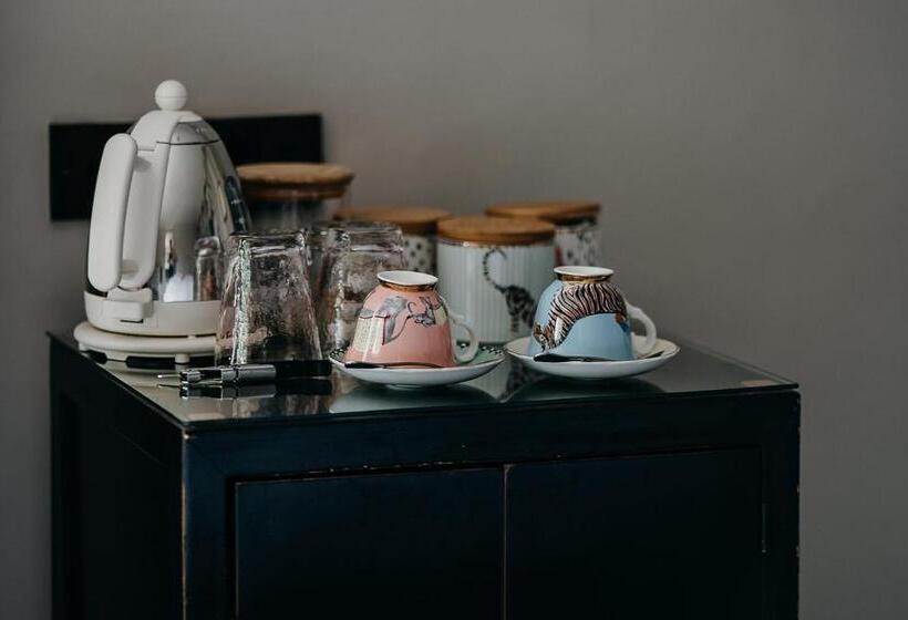 디럭스 룸, Verzon House