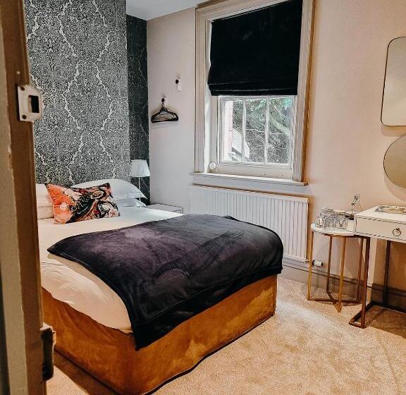 이코노미 룸, Verzon House