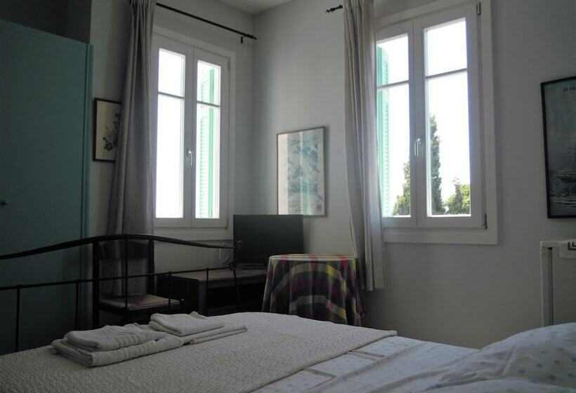 스탠다드 룸 바다 전망, Blue Dolphin