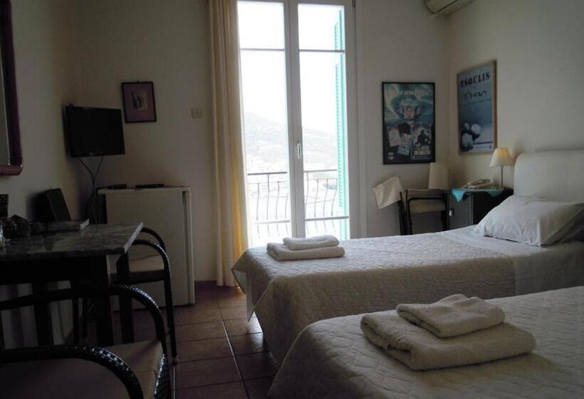 스탠다드 룸 바다 전망, Blue Dolphin