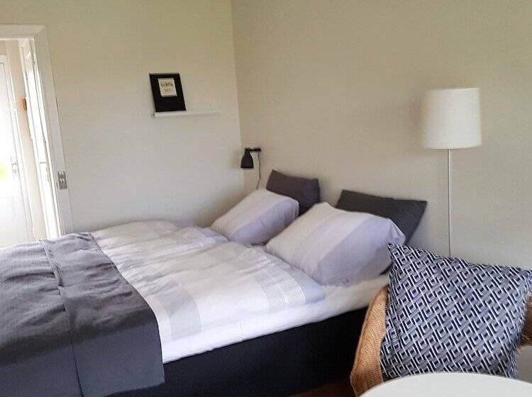 דירת חדר, Pension Hammerknuden