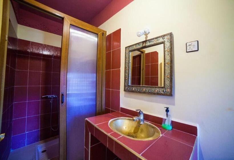 اتاق استاندارد, Rochers Peints