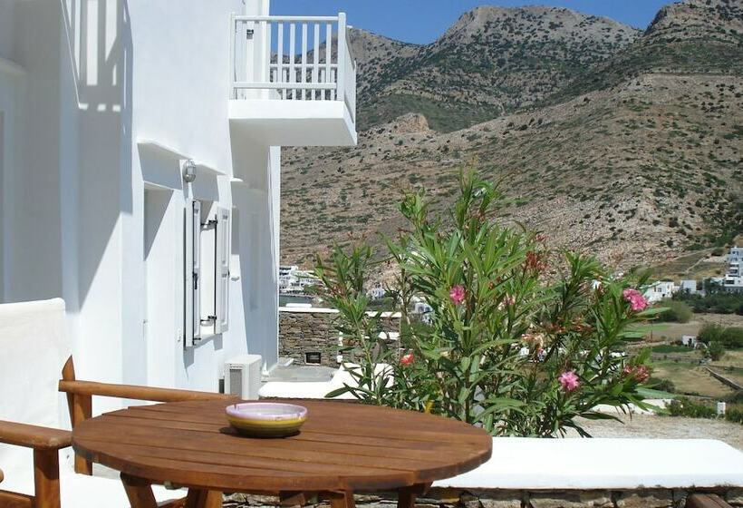 スタンダードルーム, Efharis