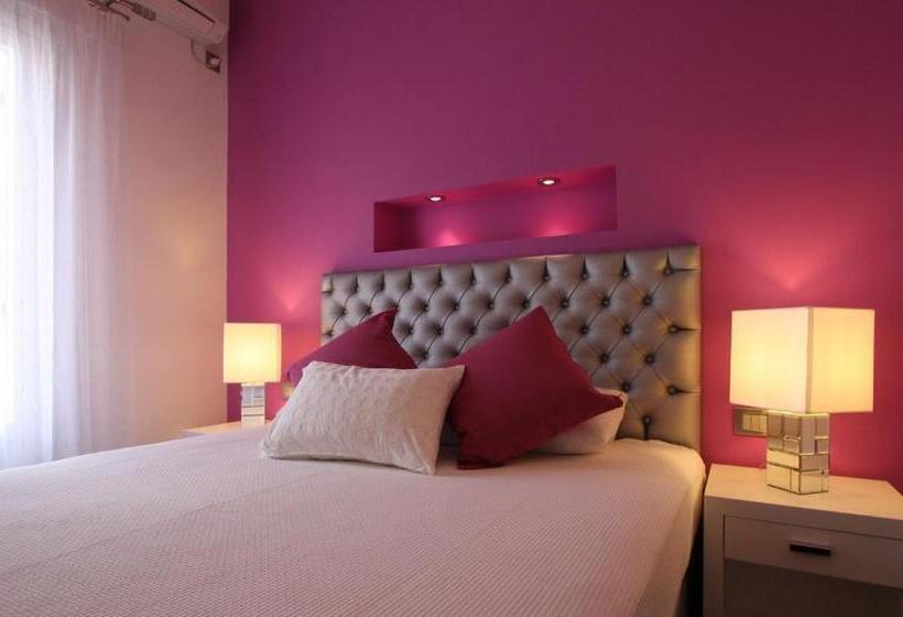 サイドオーシャンビュースタンダードルーム, Efharis