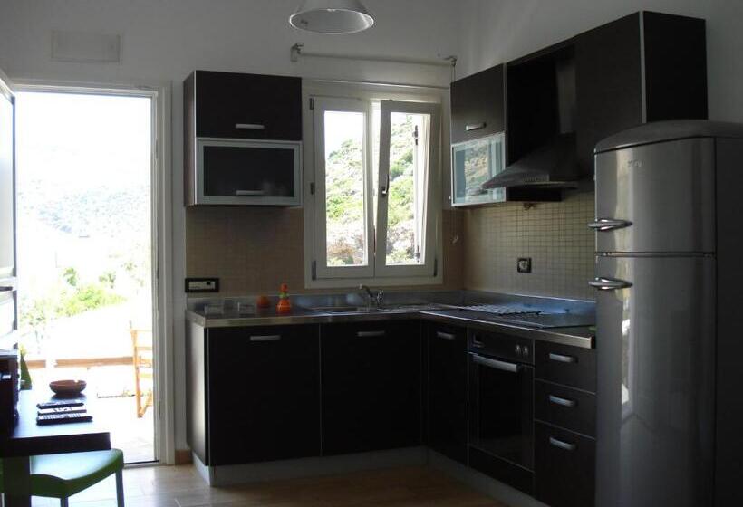 １ベッドルームアパートメント, Efharis