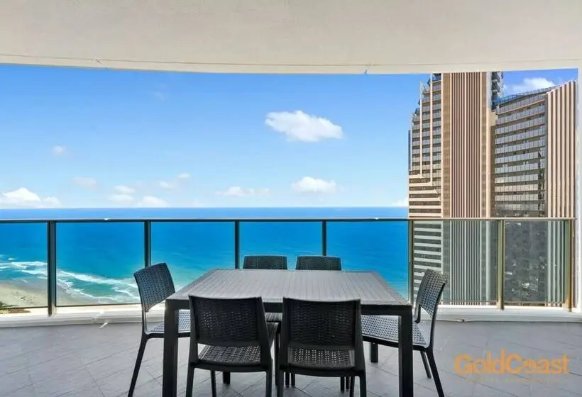 ペントハウスルーム, Gold Coast Private Apartments