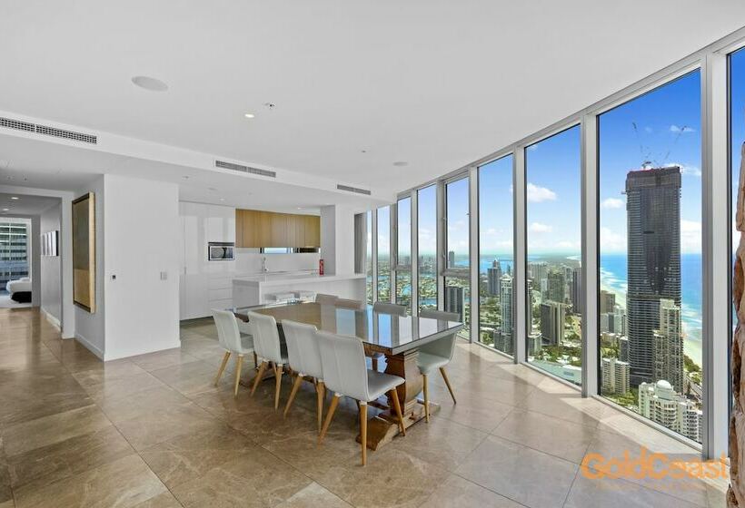 Пентхаус, Gold Coast Private Apartments