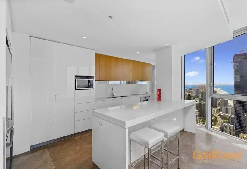 ペントハウスルーム, Gold Coast Private Apartments