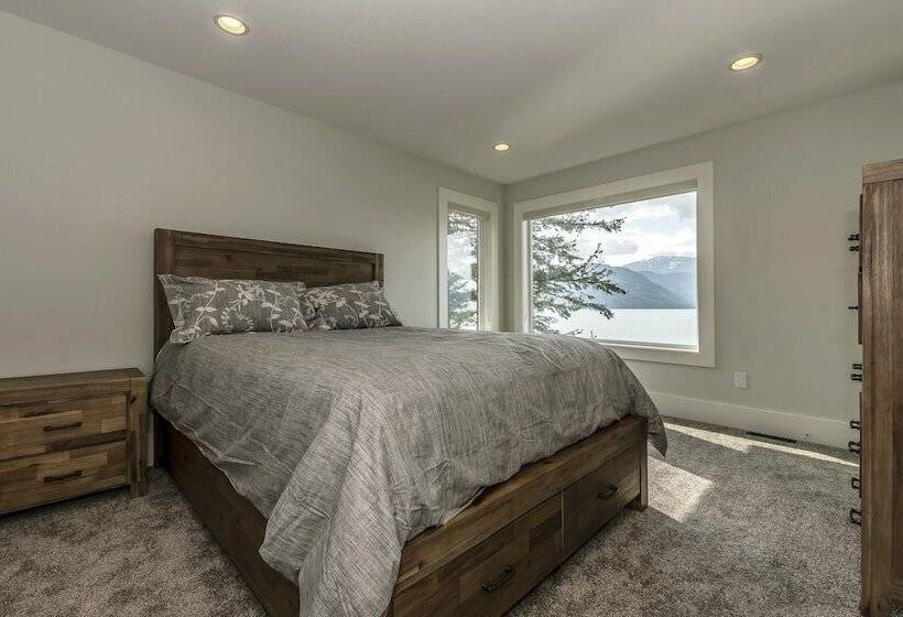 1间卧室的房子, The Lodge On Harrison Lake