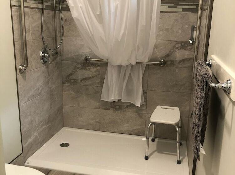 适合残疾人士使用的套间, The Lodge On Harrison Lake