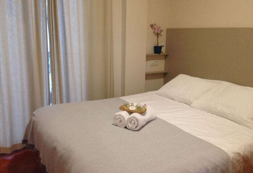 آپارتمان خانوادگی 2 خوابه, Apartamentos Aqualecer
