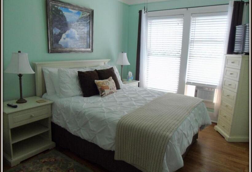 חדר סטנדרט, The Charleston Inn Hendersonville Nc