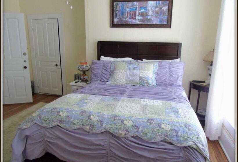 חדר סטנדרט, The Charleston Inn Hendersonville Nc