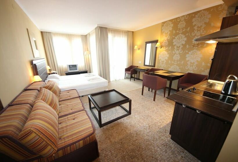 סטודיו סופריור, Menada Apartments In Royal Beach Resort