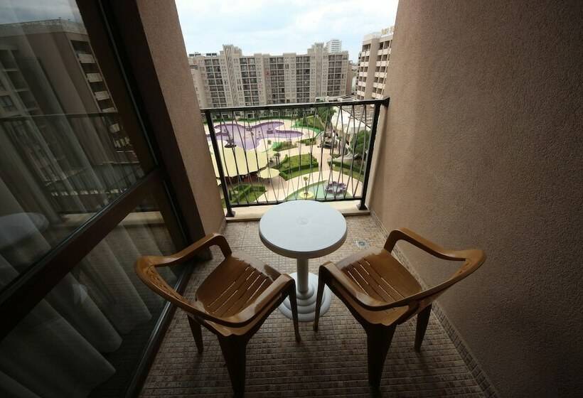 סטודיו קלאסי, Menada Apartments In Royal Beach Resort