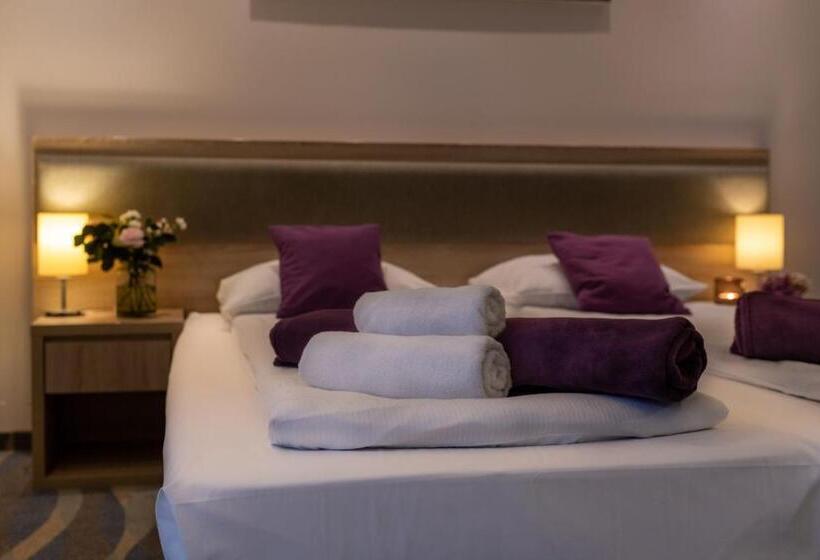 高级大房间, Bardo