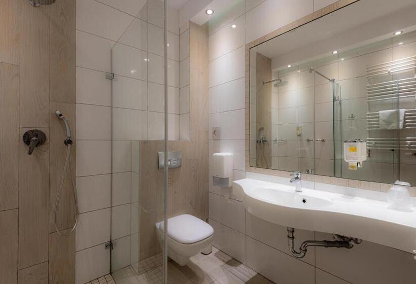 标准间带阳台, Bardo