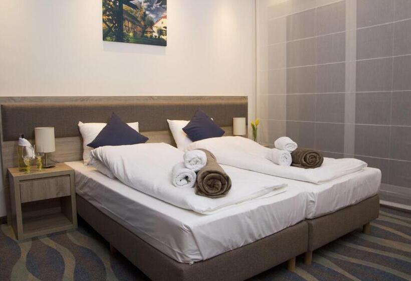 标准间带阳台, Bardo