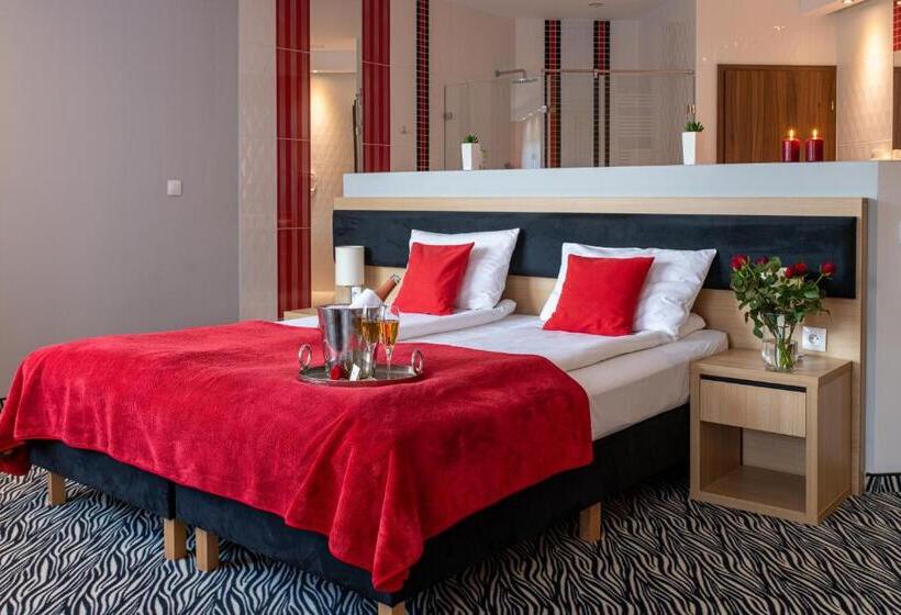 豪华工作室, Bardo