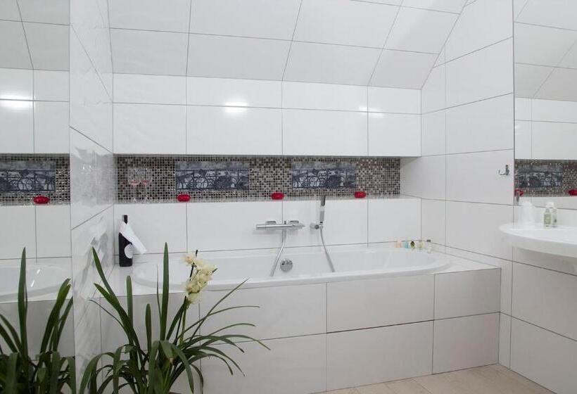 标准工作室, Bardo