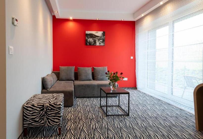 豪华工作室, Bardo