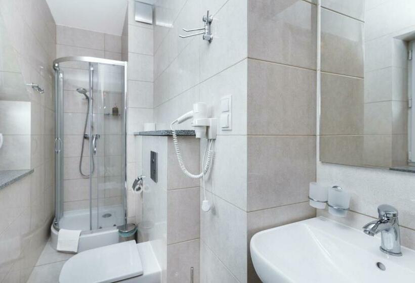 Апартаменты 1 Спальня, Holiday