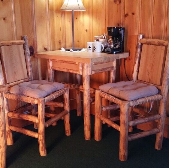 Стандартный Номер Нижний Этаж, The Trail S End