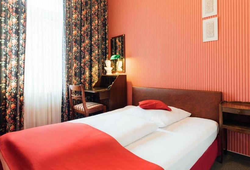 スタンダードシングルルーム, Das Kleine Hotel In Ruhiger Stadtlage