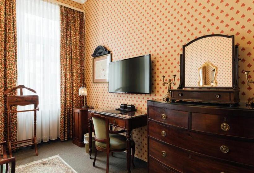 Номер Стандарт, Das Kleine Hotel In Ruhiger Stadtlage