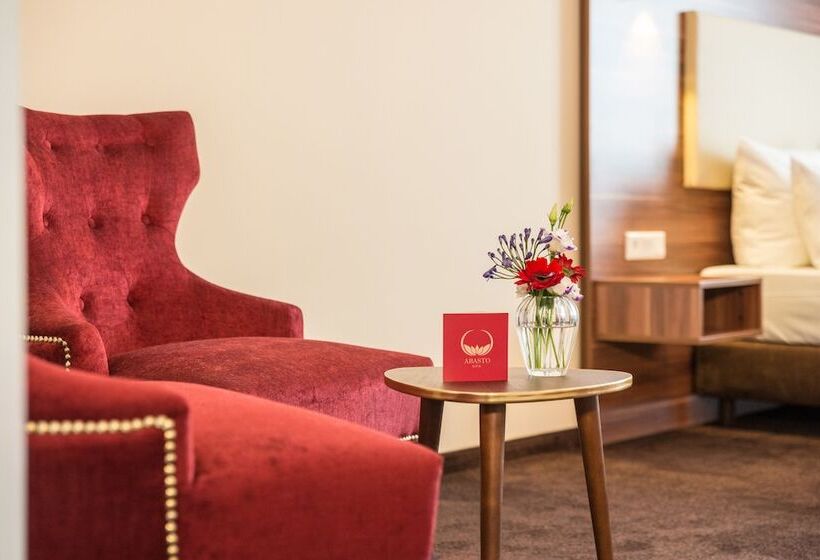 Полулюкс, Abasto Hotel & Spa Maisach