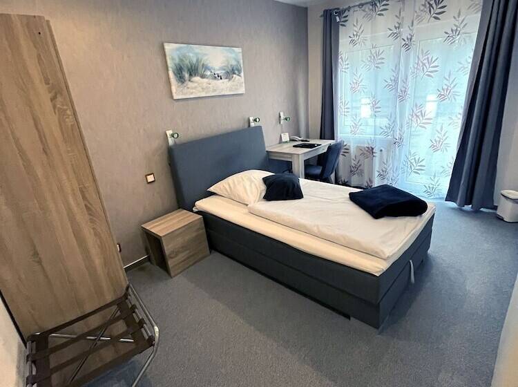 Standard Single Room, Aquarius Braunschweig