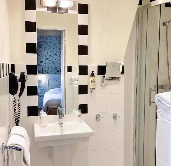 غرفة سوبيريور, Central Bastia