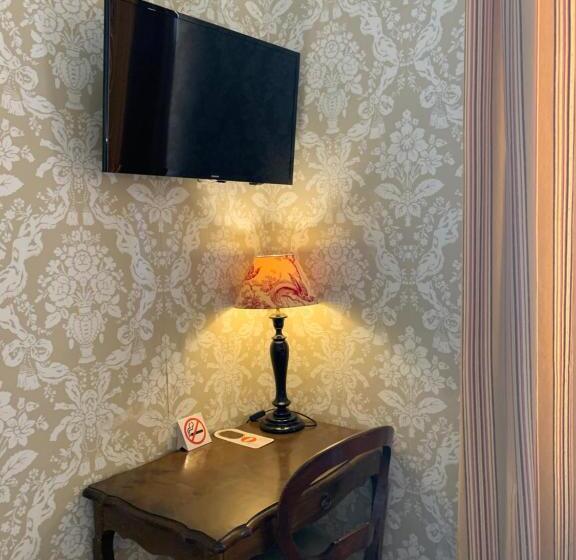 غرفة قياسية مطلة على المدينة, Central Bastia