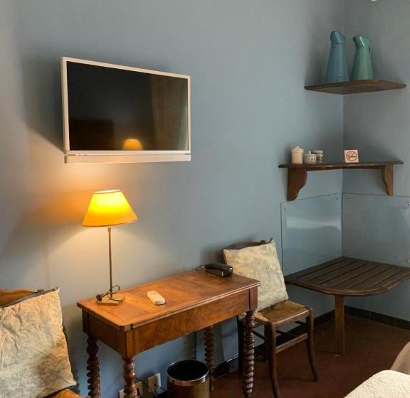 غرفة قياسية مزوَّدة بشُرفة, Central Bastia