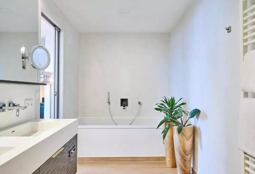 Suite mit Balkon, Der Birkenhof Spa & Genuss Resort