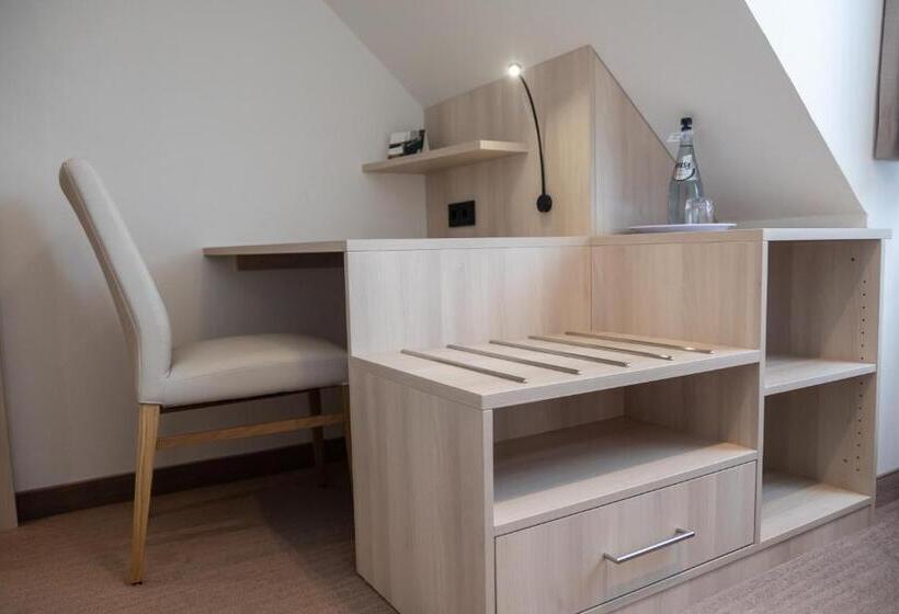 싱글 디럭스 룸, Haberkamp