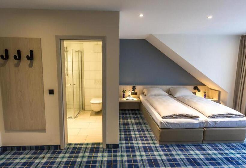 수피리어 룸, Haberkamp