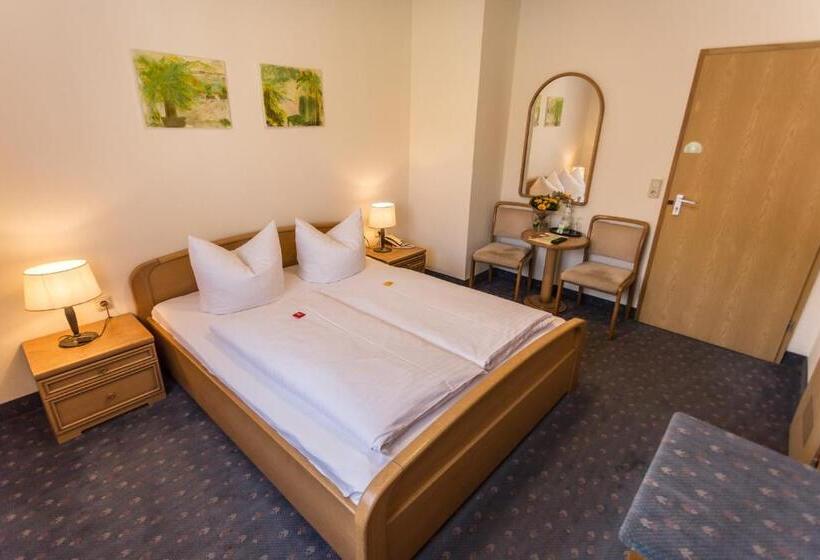 스탠다드 룸, Löwen