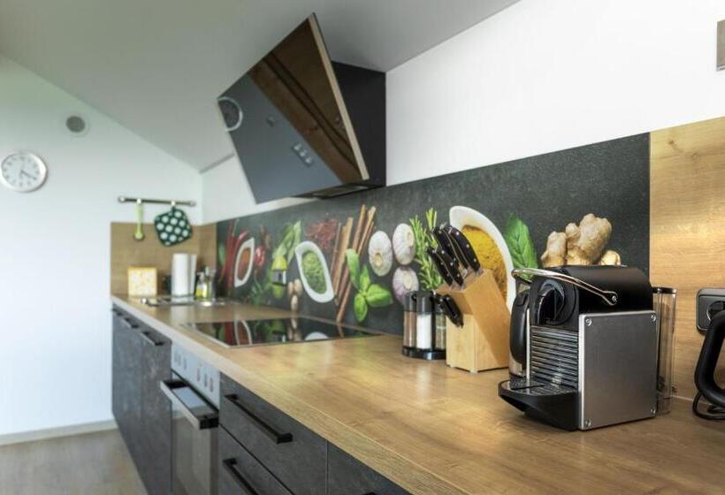 Апартаменты 2 Спальни, Pension Bernhardhof